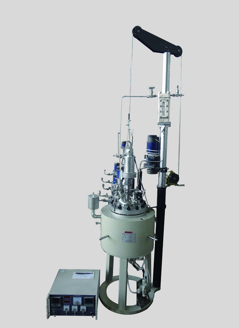 CJ升降型反应釜（油浴、下出料）